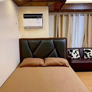 Bria Flats Condominium Azure
